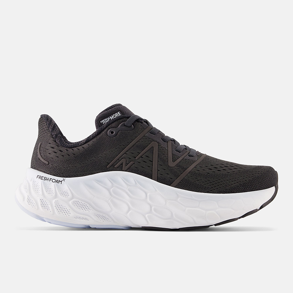 New Balance Fresh Foam X More v4 Shoes Black with Starlight